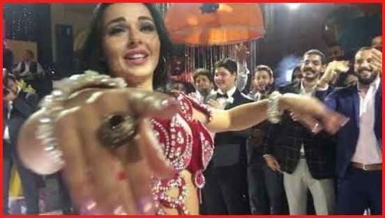 VIDEO Danseuse - Alla Kushnir Belly Dance Mariage au Caire