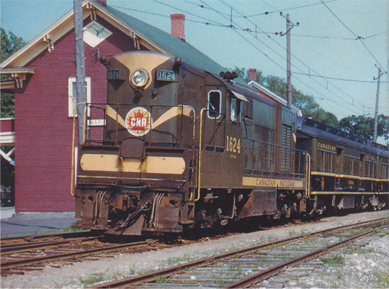 Train - Gare Marieville mai 1955 Canadian National Railways