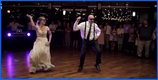 VIDEO Danseuse - Surprise fille et père danse, mariage 